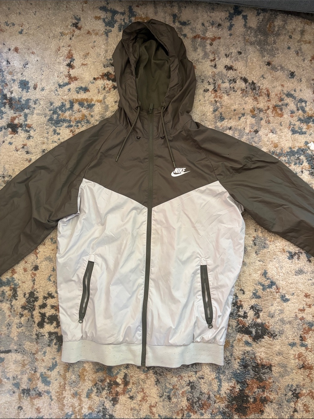 Nike Men's Olive and Light Gray Hooded Windbreaker
